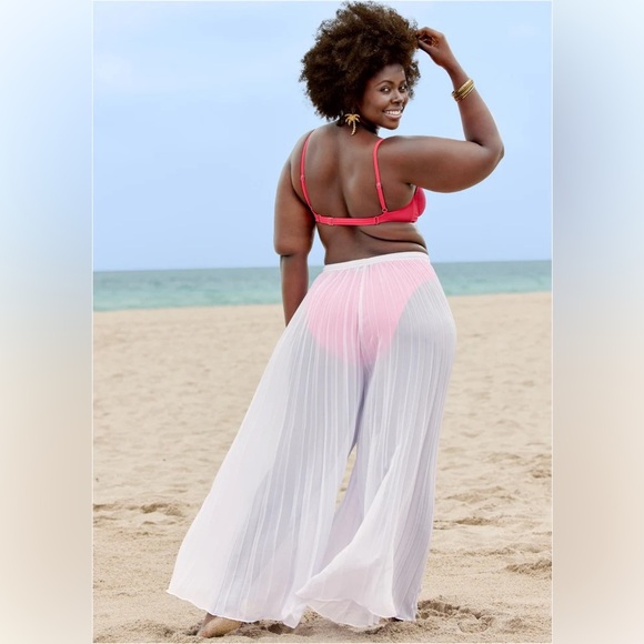 VENUS White Swim Coverup Pants NWOT M 🔥🥵 - Picture 2 of 16